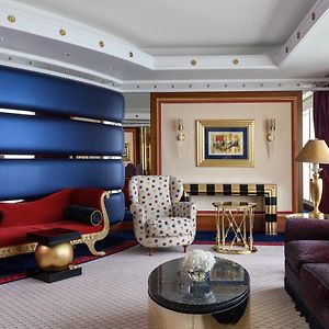 Duplex One-Bedroom Suite Butler Service Hermès Amenities Access to Wild Wadi Waterpark Talise Spa & Beach Club